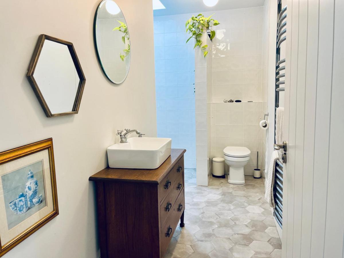 Harbour View Retreat Cro Na Mbo Apartment Midleton Ngoại thất bức ảnh